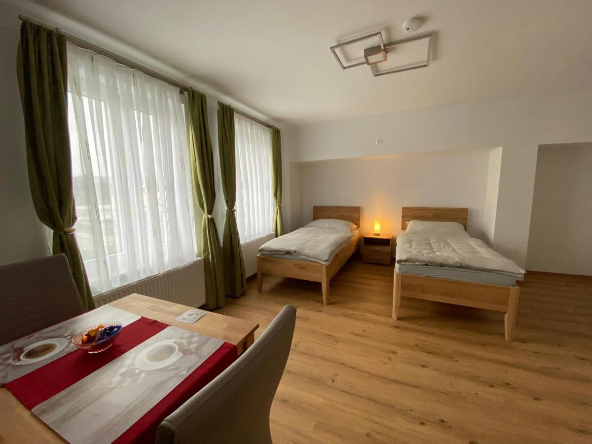Private Zimmer Hoap لوبن المظهر الخارجي الصورة