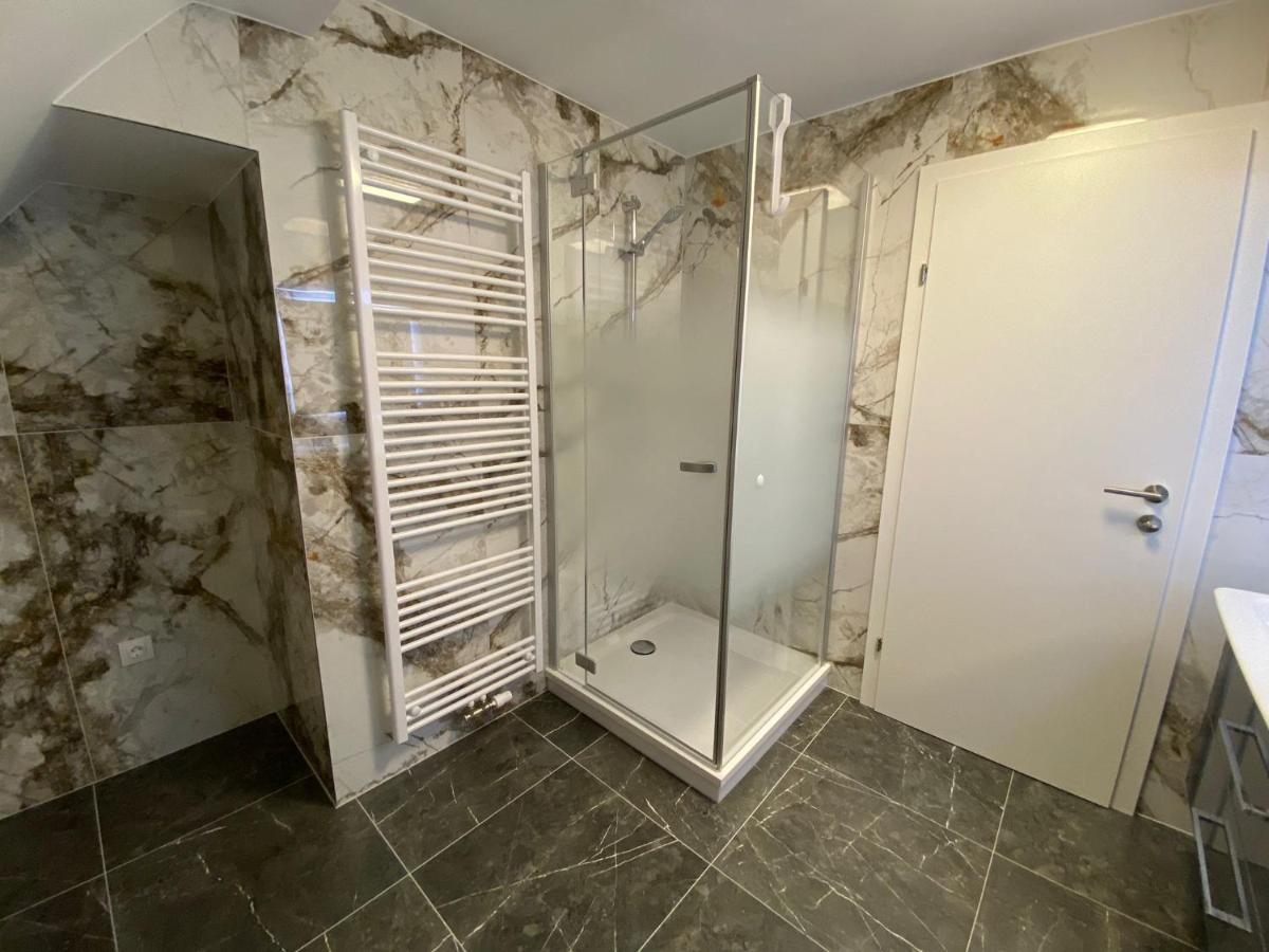 Private Zimmer Hoap لوبن المظهر الخارجي الصورة